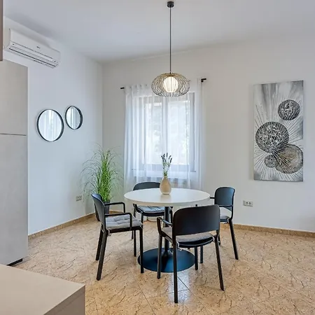 Lori Rovinj