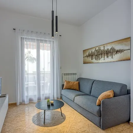 Lori Rovinj