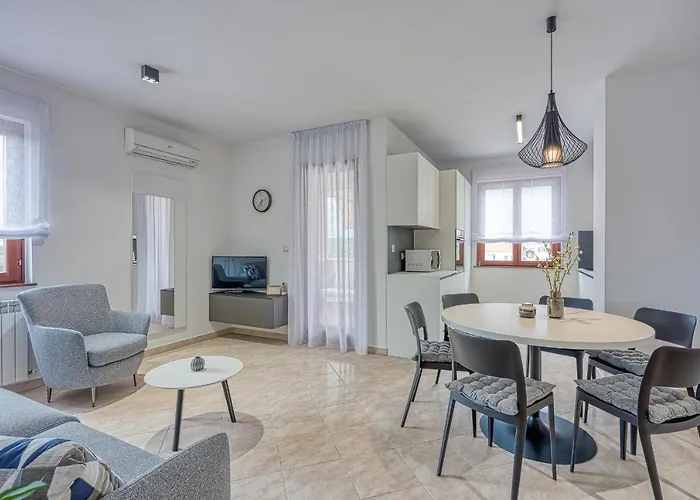 Lori 3* Rovinj