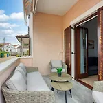 Lori Gostinjska kuća 3*