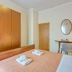 Lori Gostinjska kuća 3*