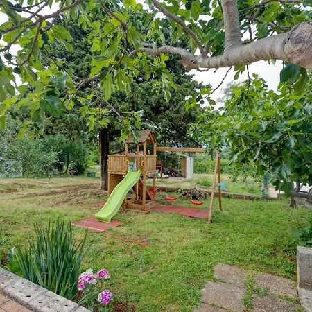 Maison d'hôtes Lori 3*