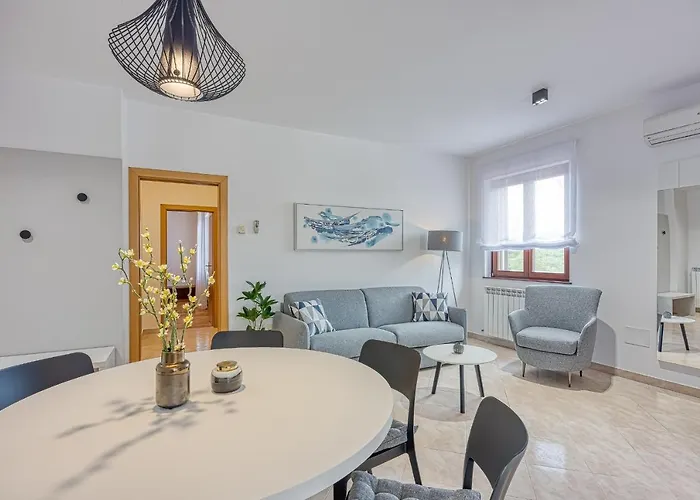 Gostinjska kuća Lori 3*